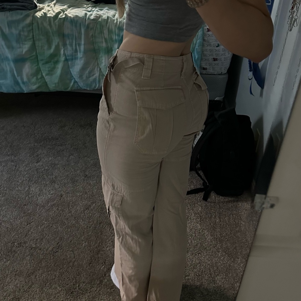 cargo pants - Picture 2 of 3